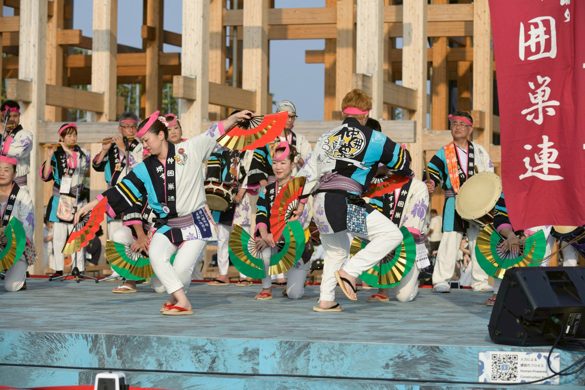 2025大阪万博にてステージ演舞11